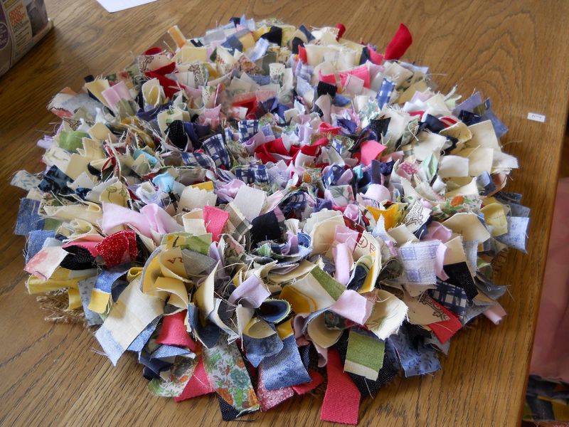 Rag rugs progress 004